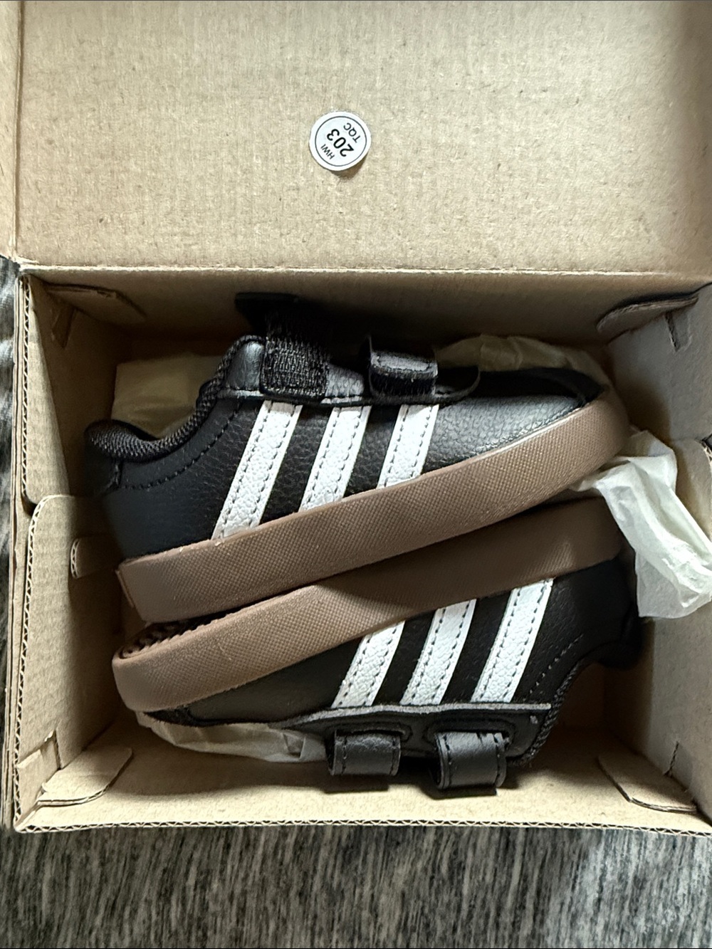 Adidas Black and White VL Court 3.0 CFI Shoe Box - Picture 2 of 5